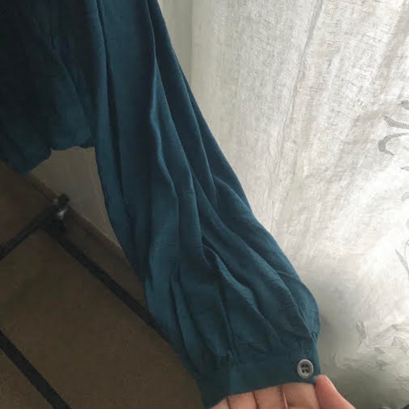 Top - Picture 3 of 3